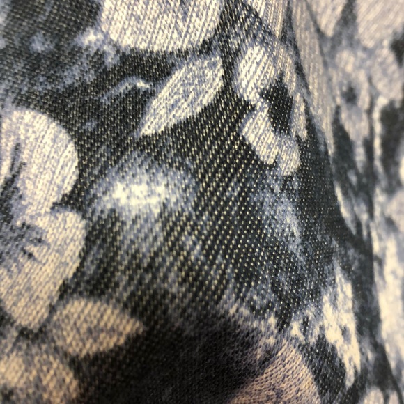 Floral Print Blue Jeans Stretchy & Comfortable - Picture 2 of 4